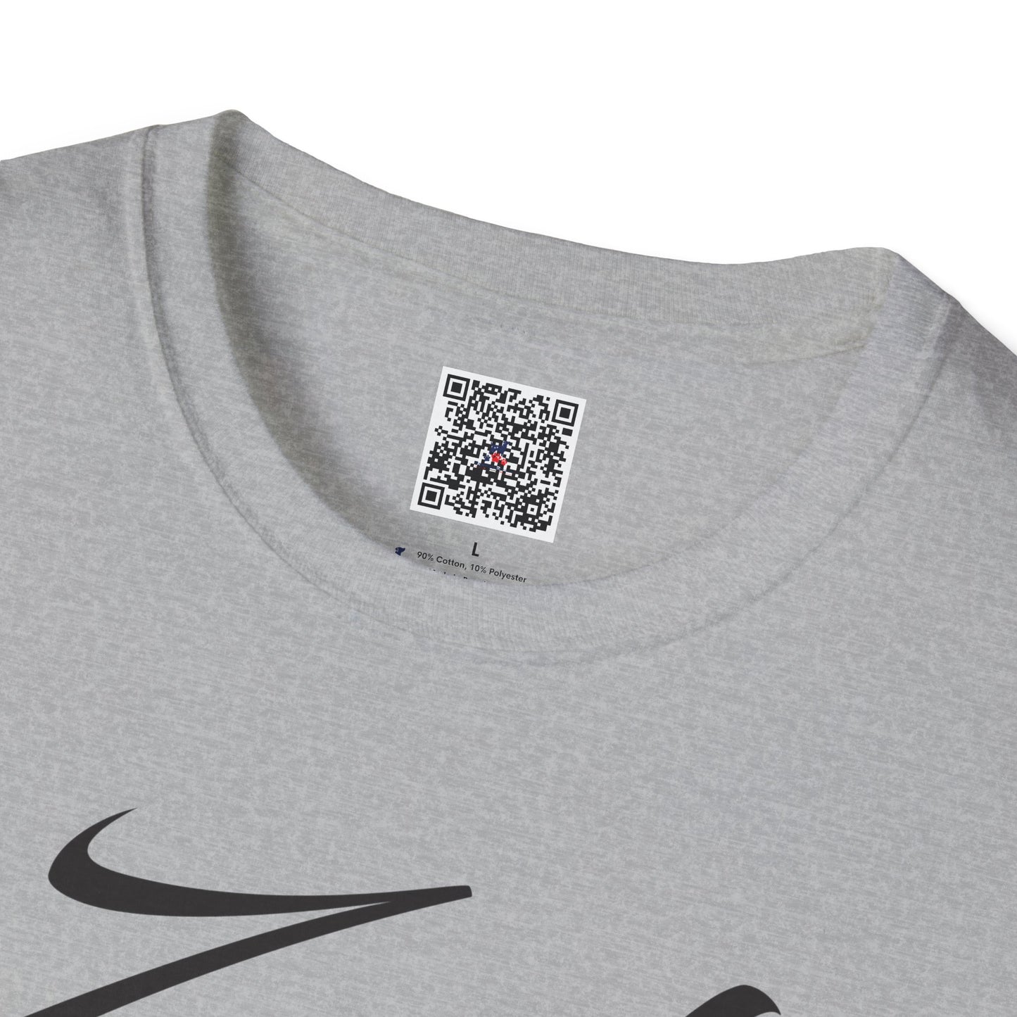 Zest Patriotic Dog Shirt - Vibrant Paw Design